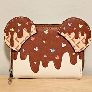 Disney Loungefly Icecream Wallet